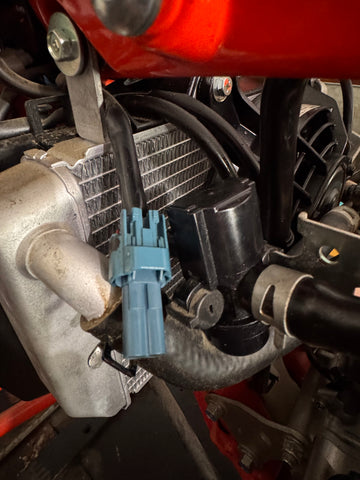 Ais delete plug block off